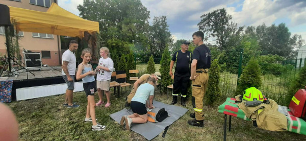 Pokaz pierwszej pomocy